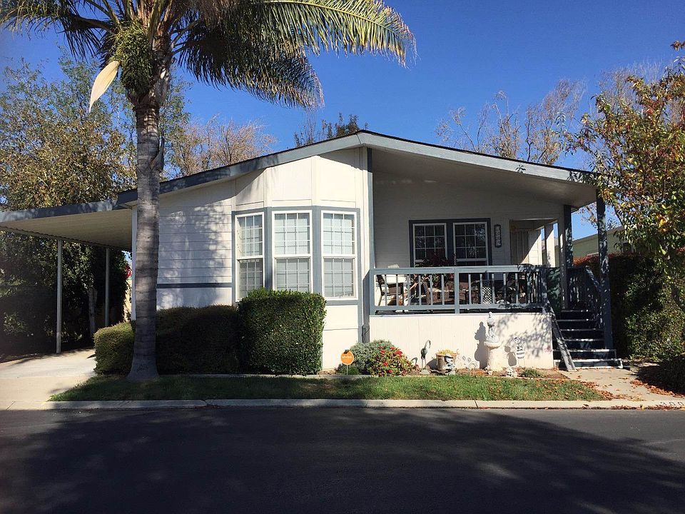 1st image of 3009 Oakbridge Dr #3009