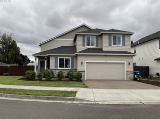 820 8th St, Gervais, OR 97026