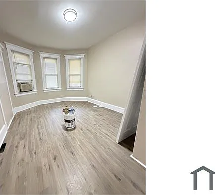 68 Hendricks Ave #1 — Photo 3