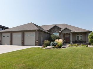 5991 Silverleaf Dr S, Fargo, ND 58104