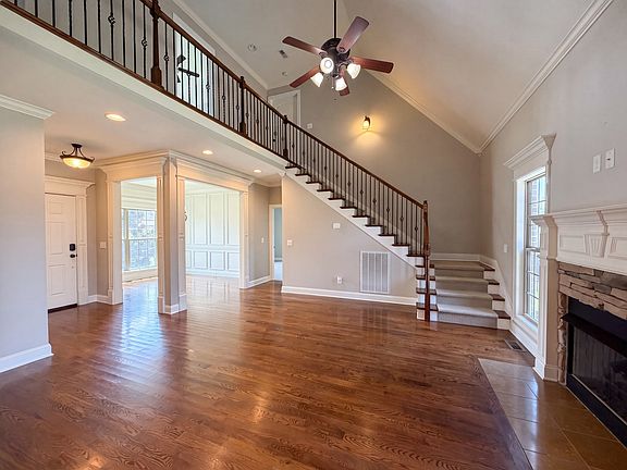 3rd image of 3418 Shady Forest Dr
