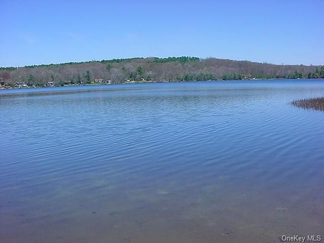 2nd image of Fairway Dr