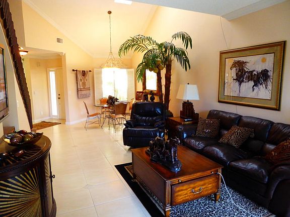 VIEW FROM THE PATIO INTO THE HOUSE