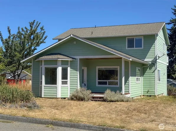 1031 W 14th Street, Port Angeles, WA 98363