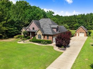 207 Hooping Crane Ln, Goldsboro, NC 27530