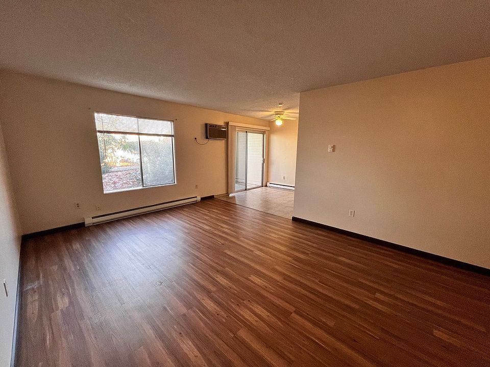 1st image of 1611 W 6th Ave APT 14
