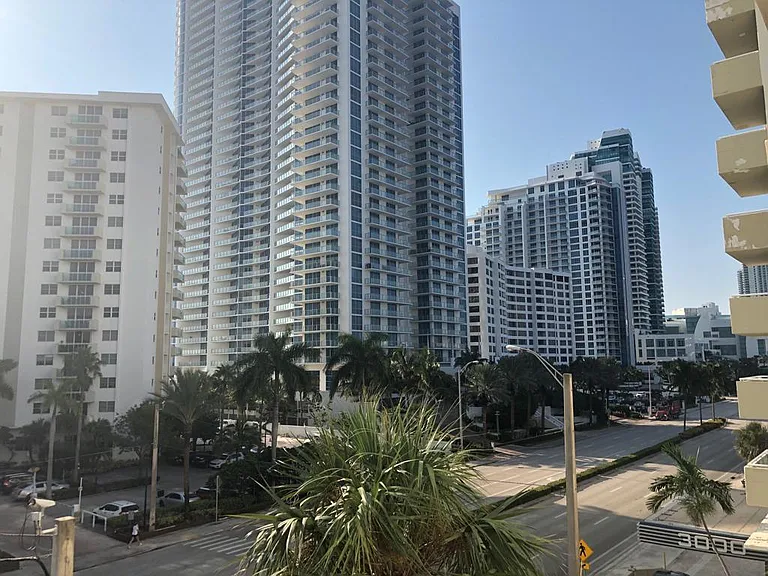 3000 S Ocean Dr #322 — Photo 15