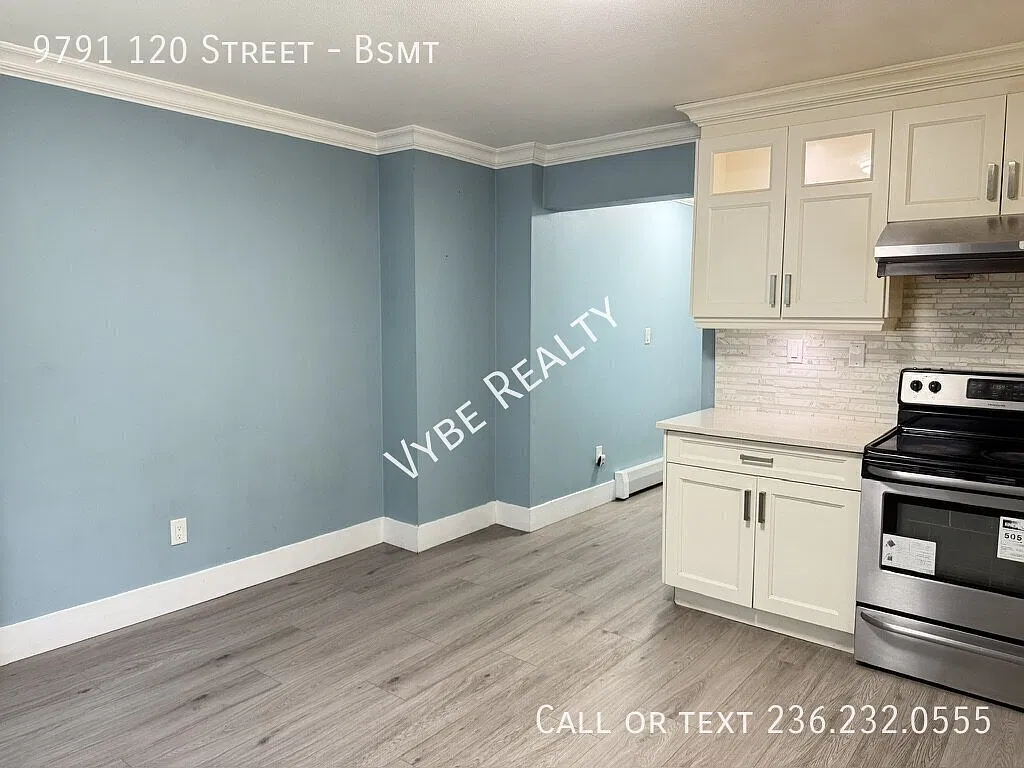 Basement Suite in Great Location! — Photo 3