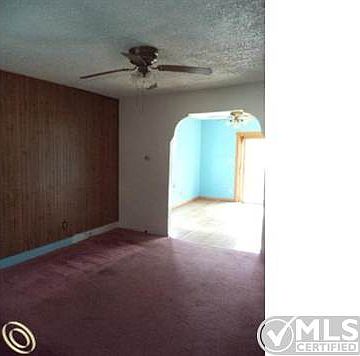 5-Living Room View 2.JPG