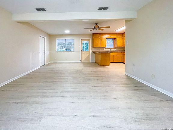 3rd image of 1407 WREN LN