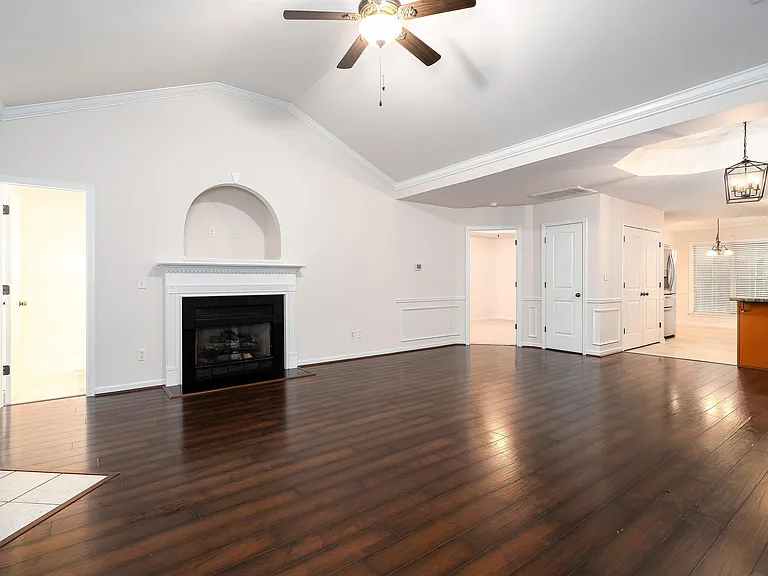 6062 Townley Ct — Photo 6