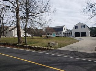 58 Quaker Ln, Acushnet, MA 02743