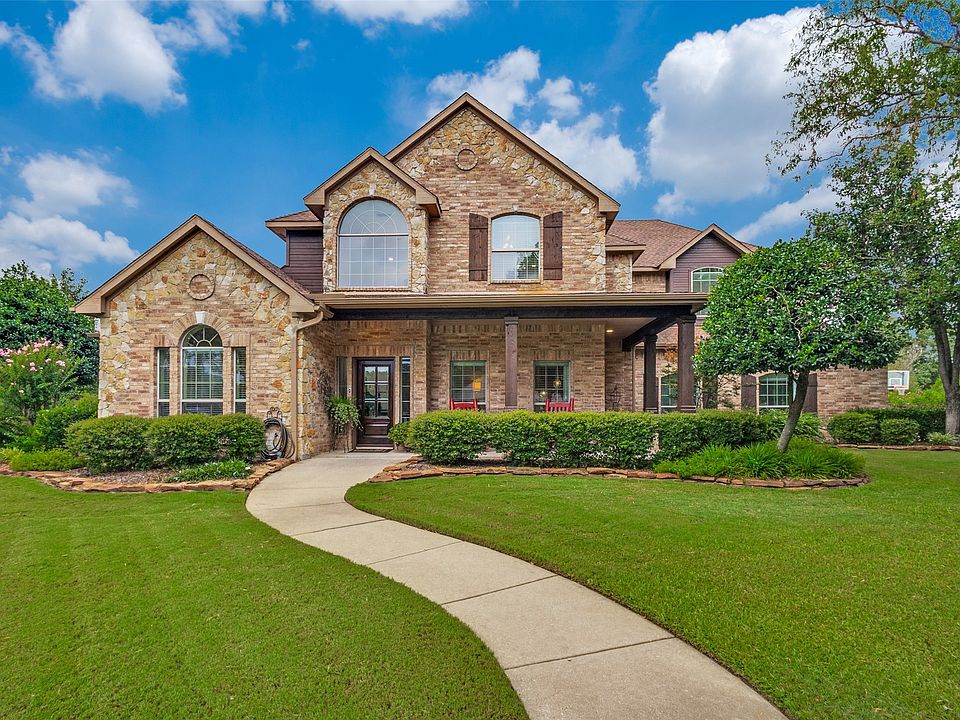 1st image of 8140 Steeplechase Cir