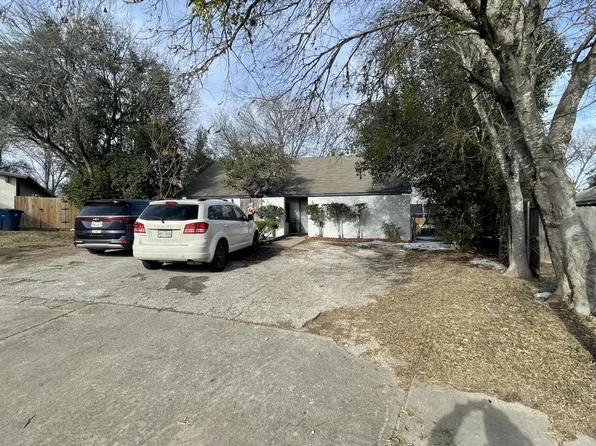 806 Plumpton Dr Unit A, Austin, TX 78745