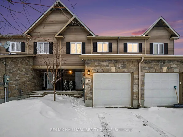 28 Nathalie St, Clarence Rockland, ON K4K 0J3