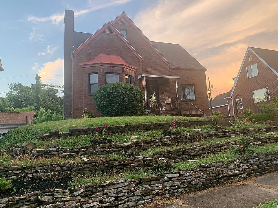 1st image of 1063 29th St