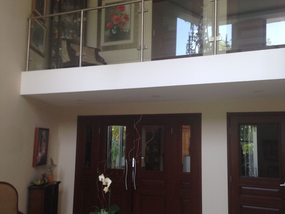 1st image of Hucares Calle Cervantes
