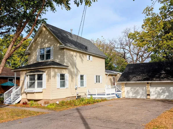 1007 Washington St, Northfield, MN 55057