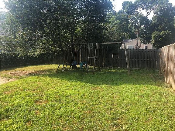 3rd image of 1708 S 24th St