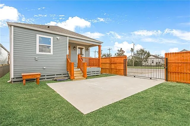 2932 Eagle St — Photo 21