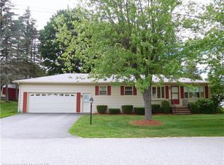 6 Bobby St, Lewiston, ME 04240