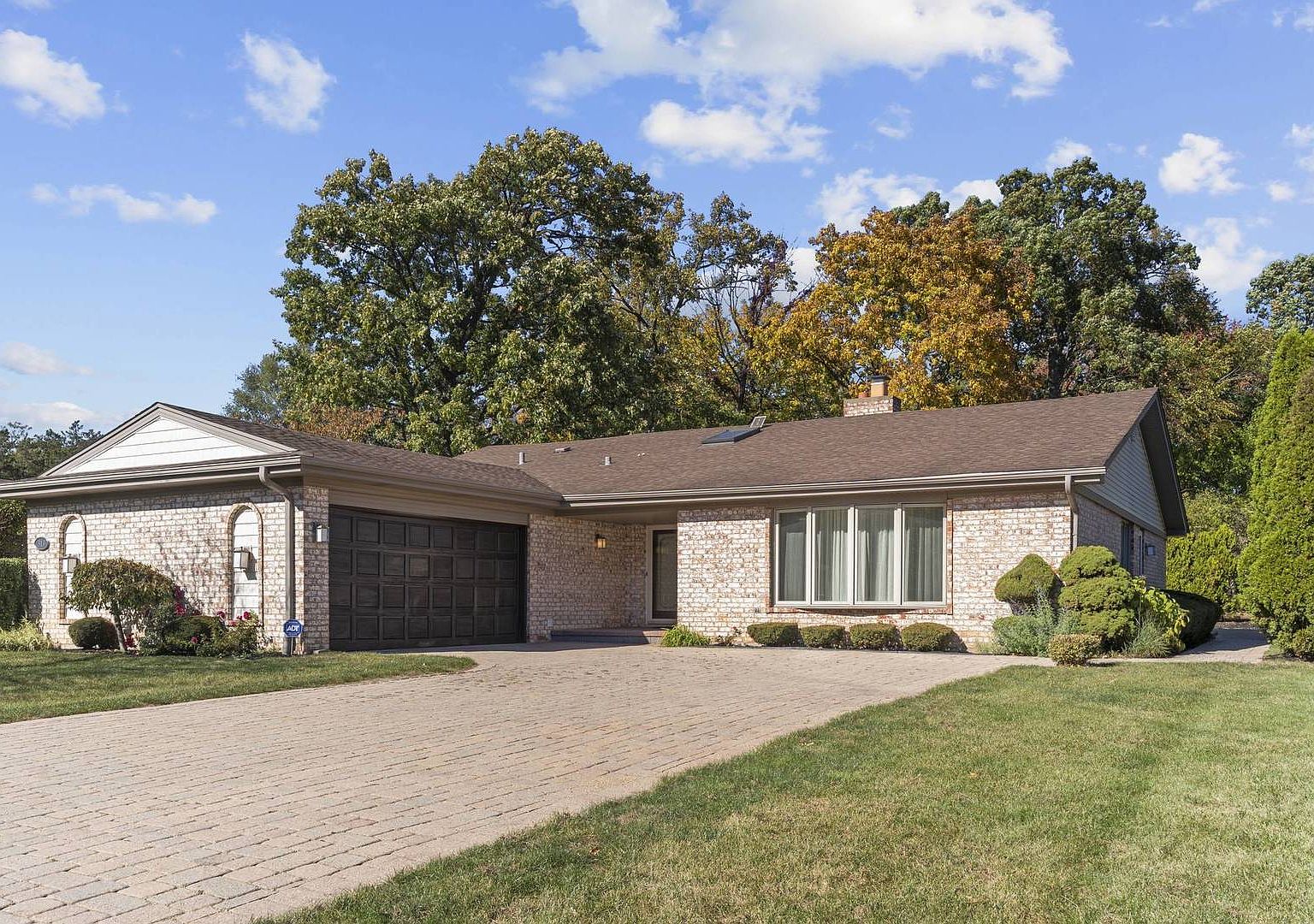 313 Ethel Ln, Wood Dale, IL 60191 | Zillow