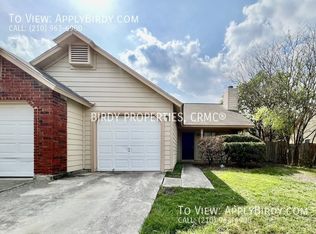 8917 Shadow Wood Ln, Converse, TX 78109