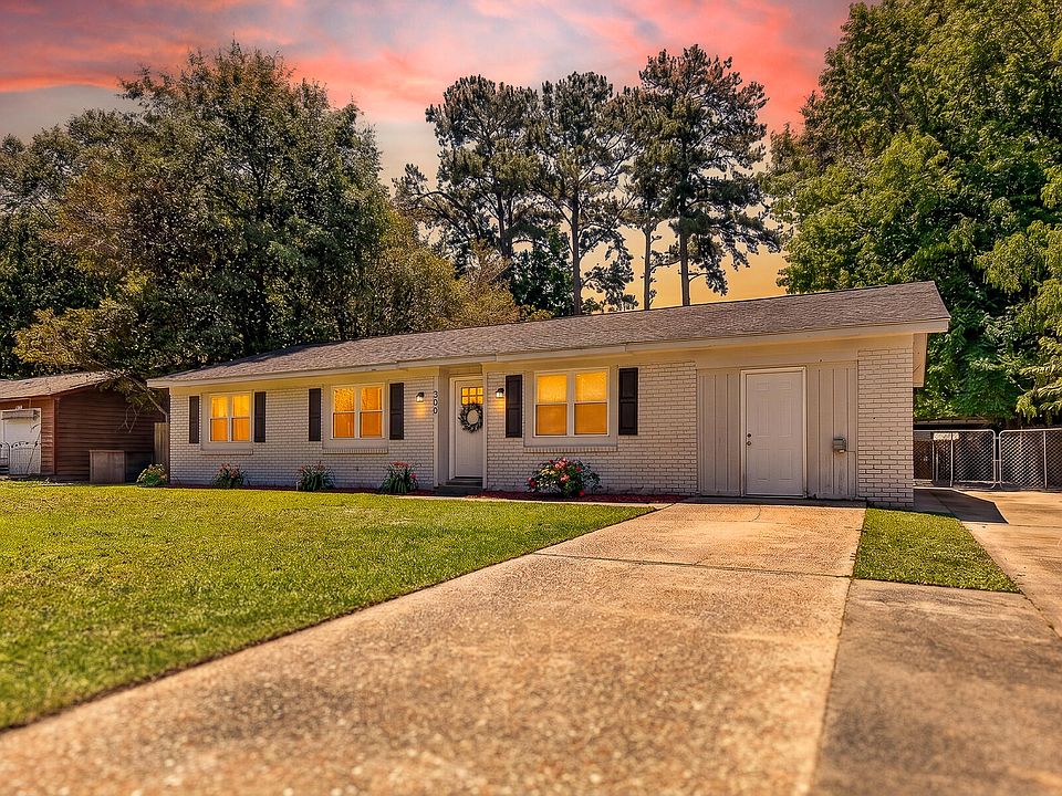 1st image of 309 Logan Dr