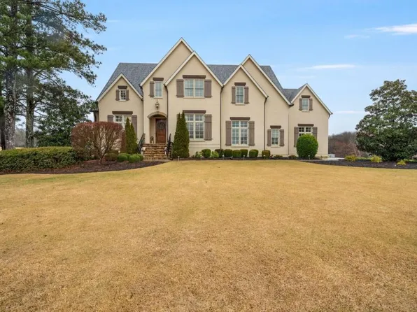 605 Wentworth Ct, Fayetteville, GA 30215