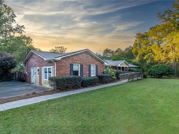 2635 Preston Rd, Good Hope, GA 30641