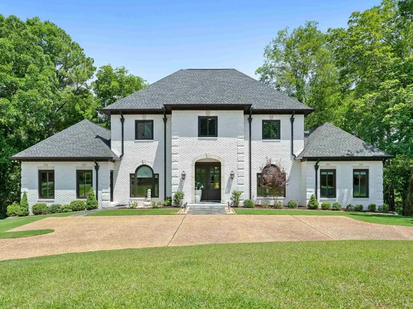 4786 Southlake Pkwy, Birmingham, AL 35244