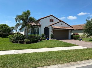 1974 Mustique St, Naples, FL 34120