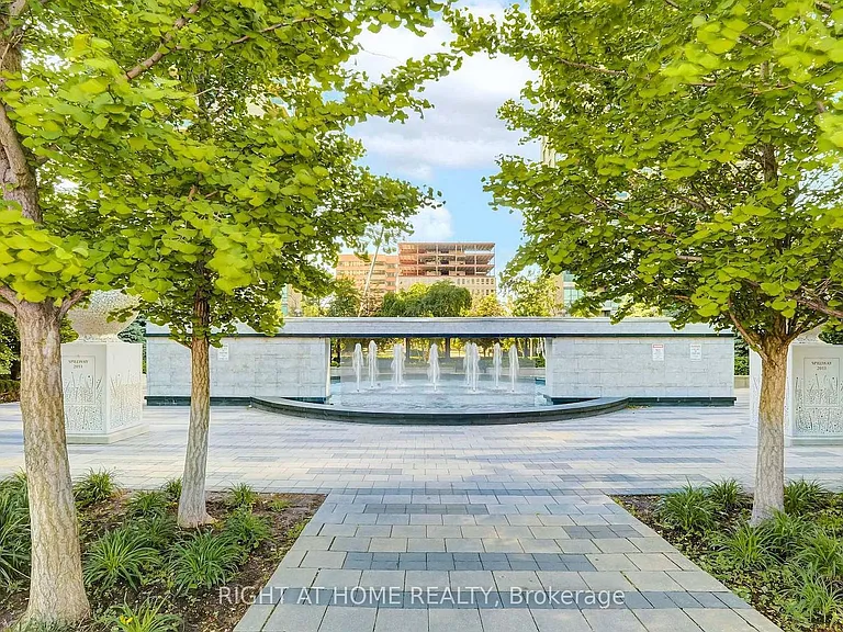 215 Sherway Gardens Rd #Penthouse 101 — Photo 3