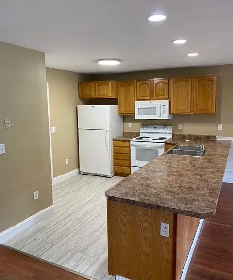 86 Meadow View Rd #14 — Photo 7