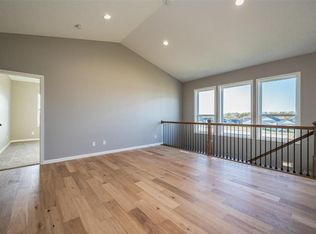 8821 Zeppelin Ave NE, Cedar Rapids, IA 52402