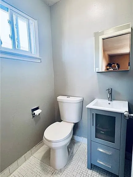 1463 E 103rd St #2 — Photo 9