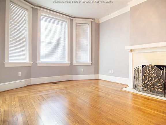 2nd image of 1313 Lee St Unit 103A