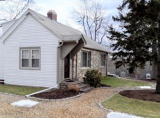 8 Harding St, Cherry Valley, MA 01611