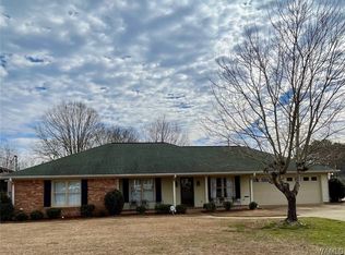 6139 Hibiscus Ln, Northport, AL 35473