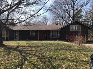 13049 Lakeridge Dr, Saint Louis, MO 63138