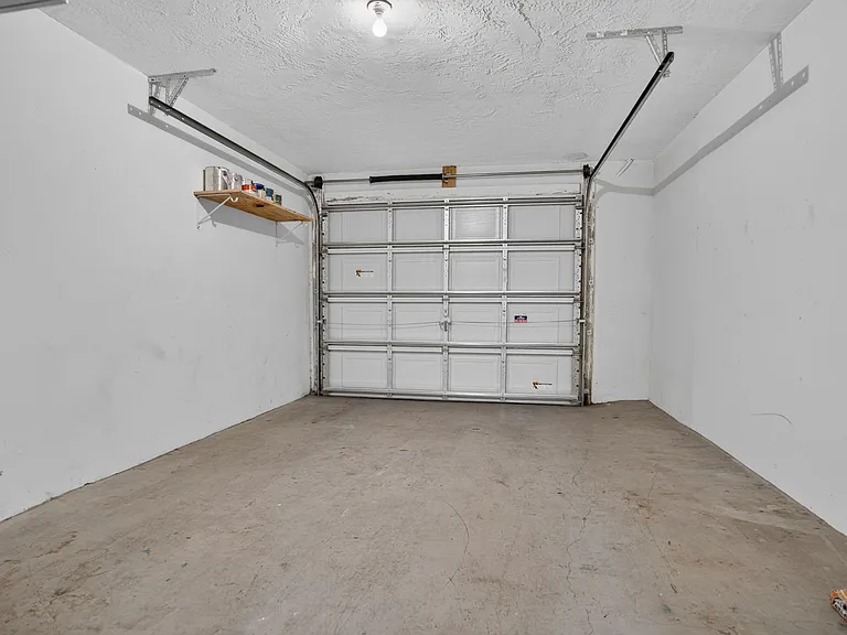 53 S Jeffery St — Photo 5