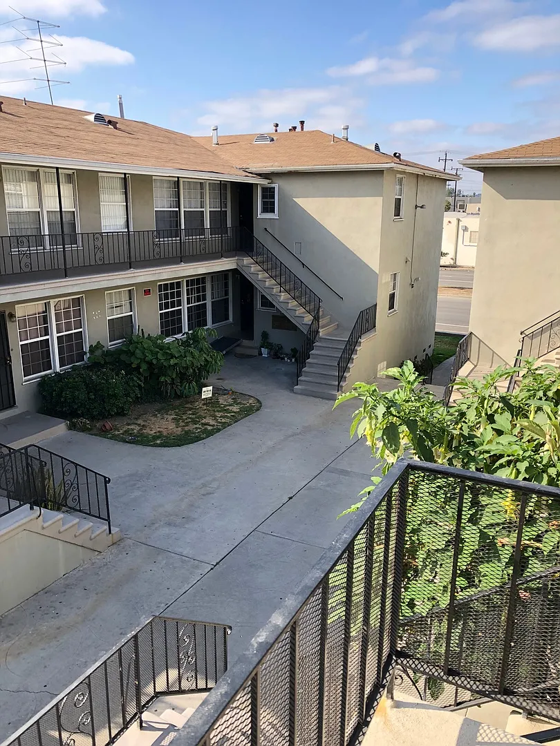 Orange Street Properties LLC (San Vicente 4809) — Photo 1
