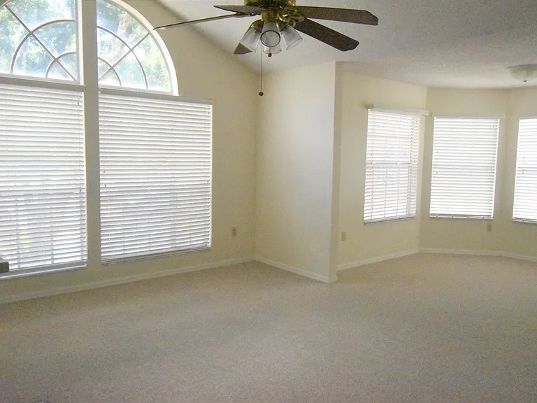 695 Youngstown Pkwy #292 — Photo 5