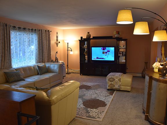3rd image of 3100 Cornell Ave