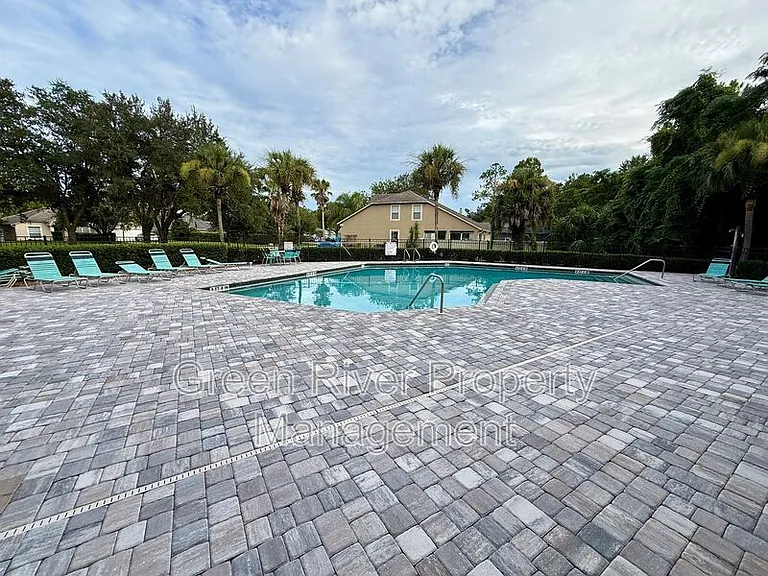 8716 Canopy Oaks Dr — Photo 55