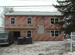 43 Start Ave E, Greenbush, NY 12144