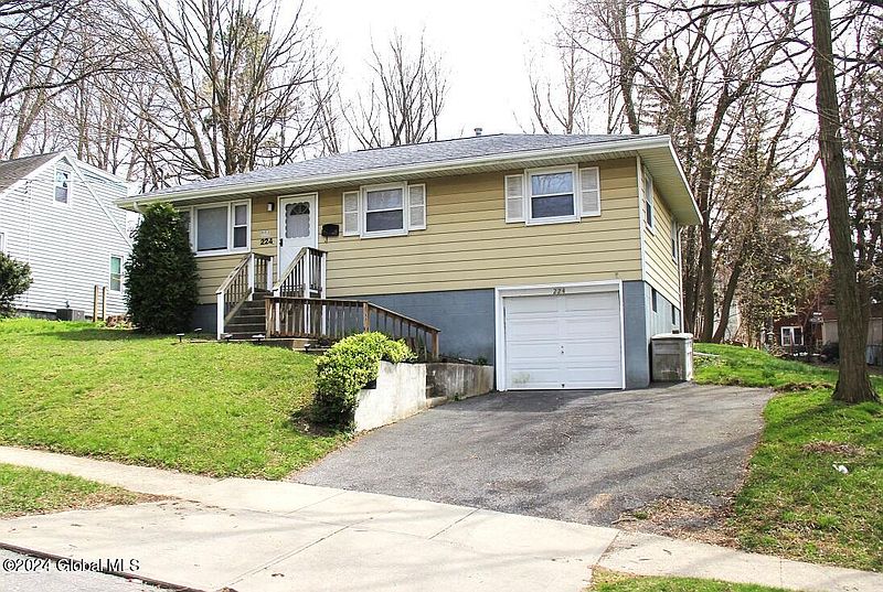 2nd image of 224 Elm Street