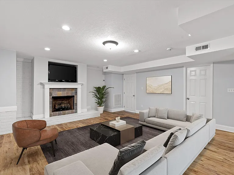 Amazing Home with tons of room!
this is the downstairs den