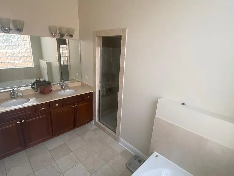 3333 S Prairie Ave #3N — Photo 6