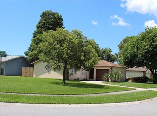 1740 Sutton Pl, Dunedin, FL 34698